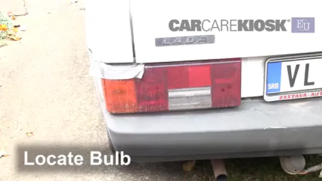 1993 Lada Samara 1300 S 1.3L 4 Cyl. Luces Luz trasera (reemplazar foco)